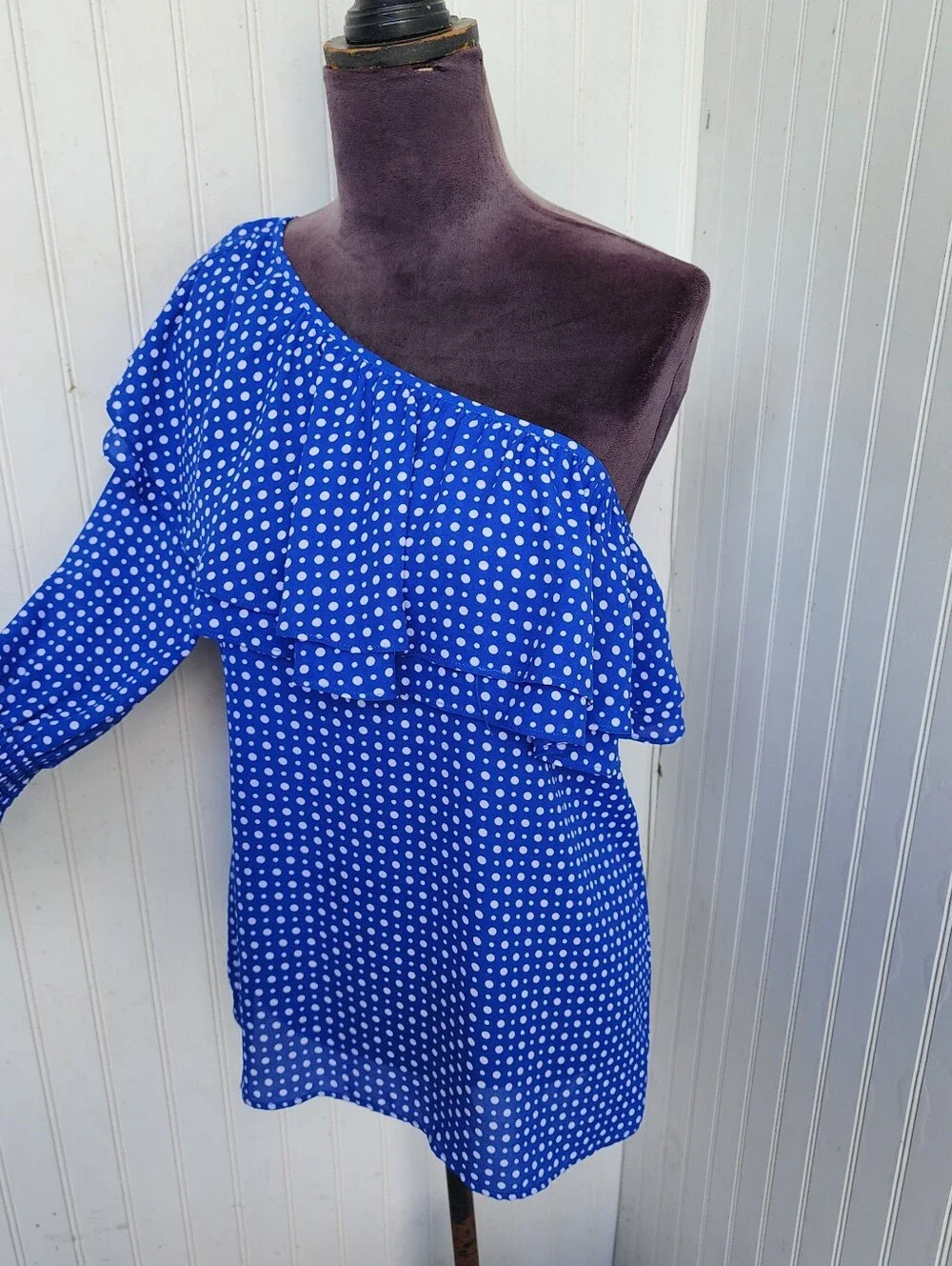 Michael Kors Royal Blue White Dots Ruffle One Shoulder Top Blouse Sz S - Picture 3 of 12